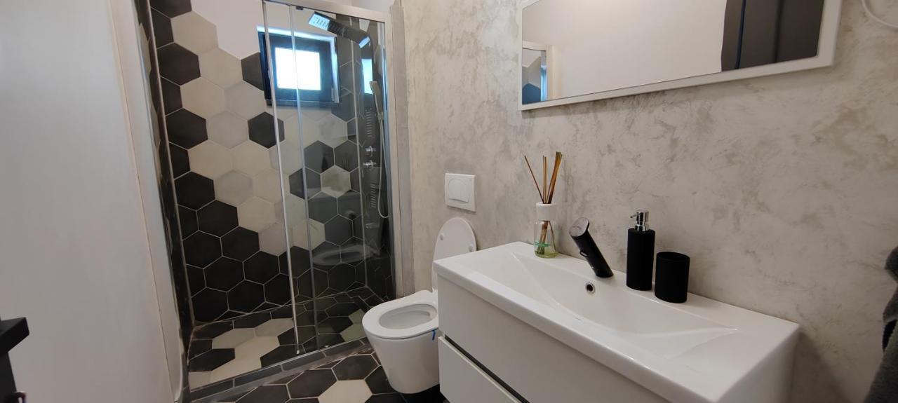 Casira Guesthouse Сынмартин Экстерьер фото