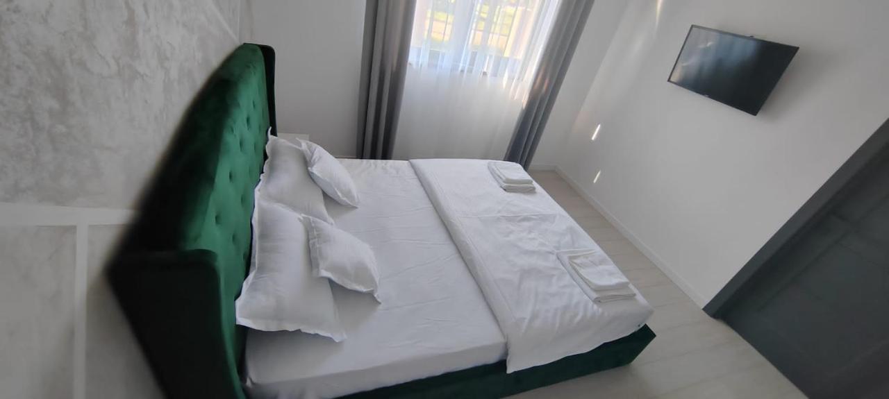 Casira Guesthouse Сынмартин Экстерьер фото