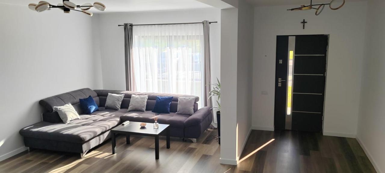 Casira Guesthouse Сынмартин Экстерьер фото