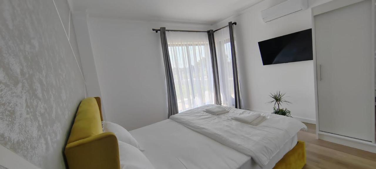 Casira Guesthouse Сынмартин Экстерьер фото